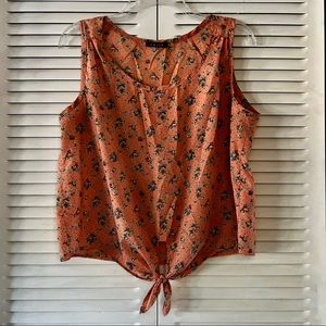 UK2LA floral sleeveless top